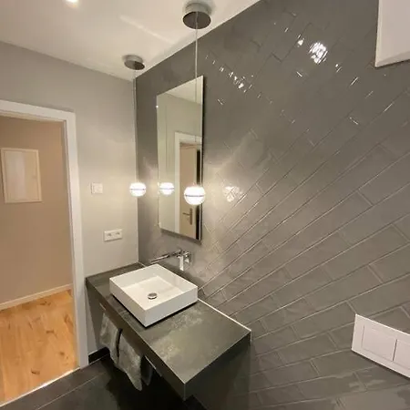 Zentrales Mit Grosser Moderner Kueche Eg2 Appartement