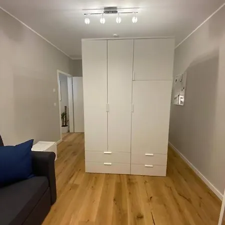 Appartement Zentrales Mit Grosser Moderner Kueche Eg2 Düsseldorf
